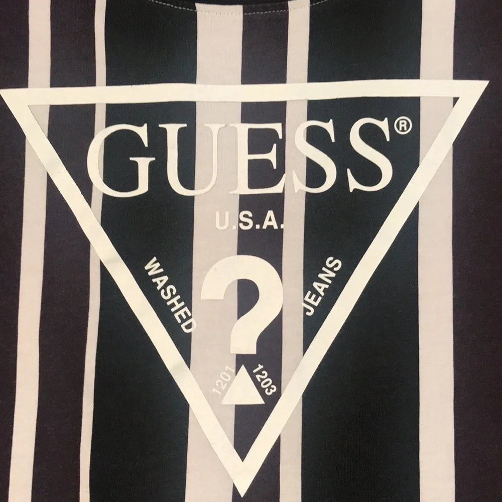 Guess Vintage Striped Screen Print Classic Triangle Screen Print‎ T-Shirt size S - Picture 4 of 8